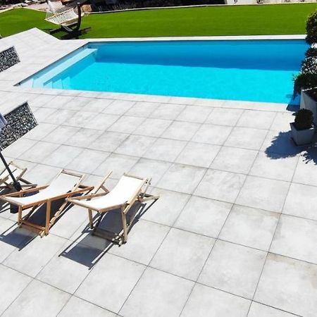 Chambre 2 Vue Lac Av Piscine Prunières المظهر الخارجي الصورة