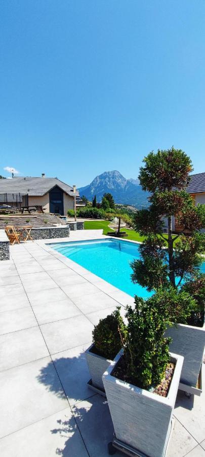 Chambre 2 Vue Lac Av Piscine Prunières المظهر الخارجي الصورة