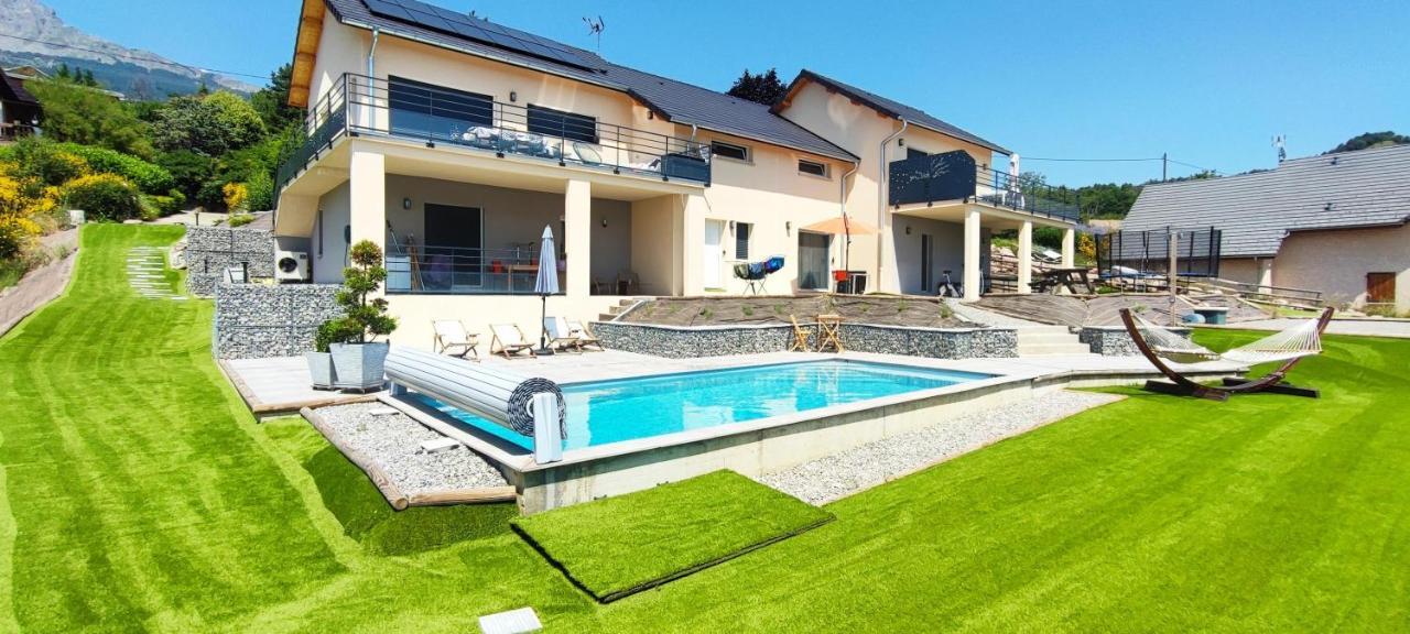 Chambre 2 Vue Lac Av Piscine Prunières المظهر الخارجي الصورة